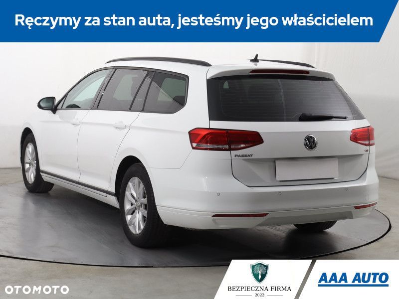 Volkswagen Passat Variant - 6