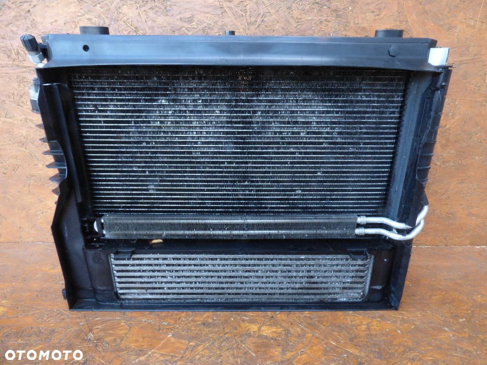 BMW E60 E61 530D 535D CHŁODNICA KOMPLET - 1