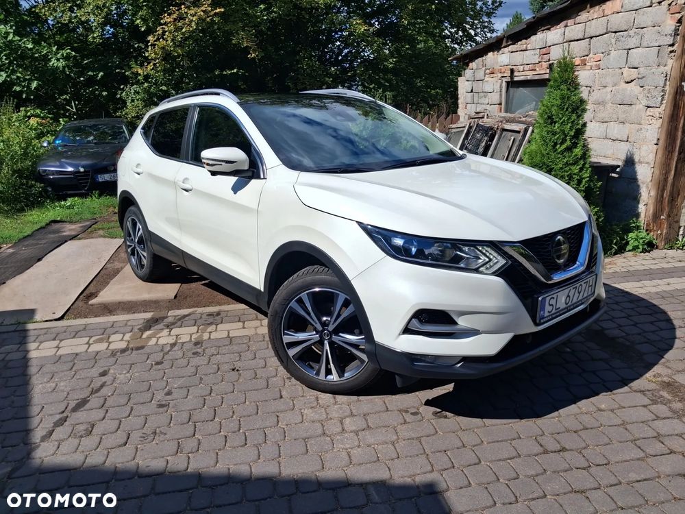 Nissan Qashqai 1.3 DIG-T N-Connecta - 28