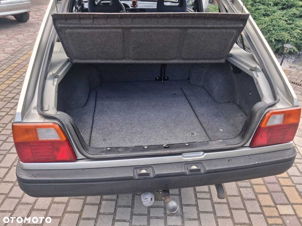Polonez Caro - 6