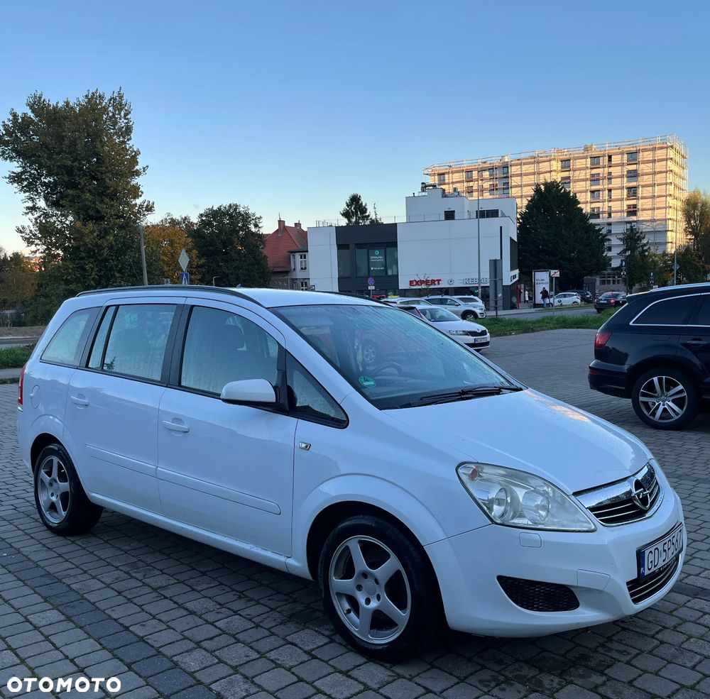 Opel Zafira 1.9 CDTI Cosmo - 6