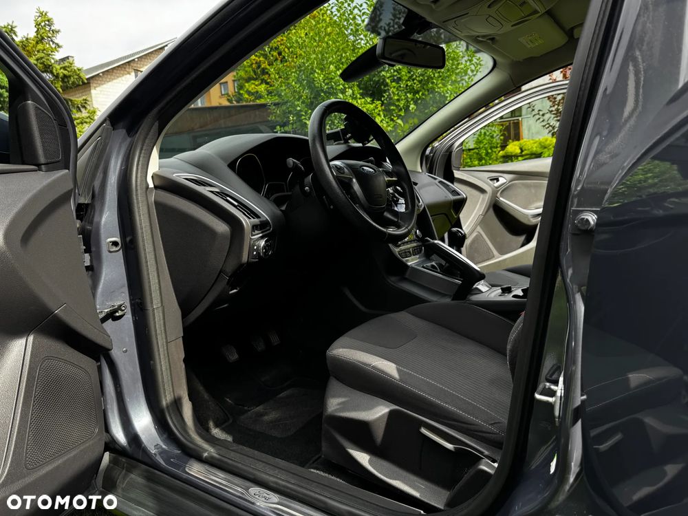 Ford Focus 1.6 EcoBoost Titanium - 14