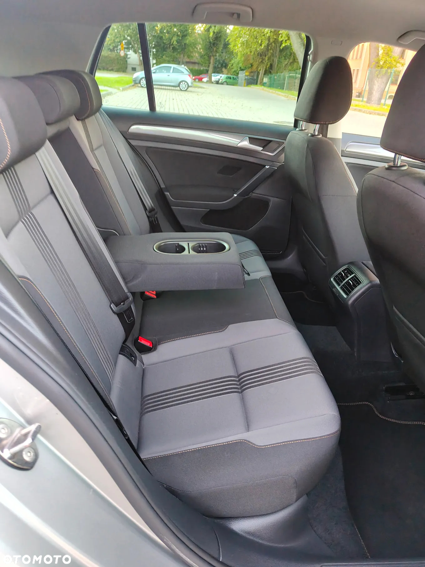 Volkswagen Golf 1.2 TSI BlueMotion Technology Allstar - 12