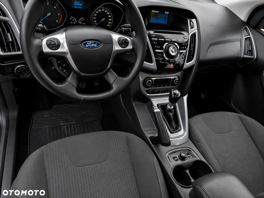 Ford Focus 1.6 TDCi DPF Titanium - 13