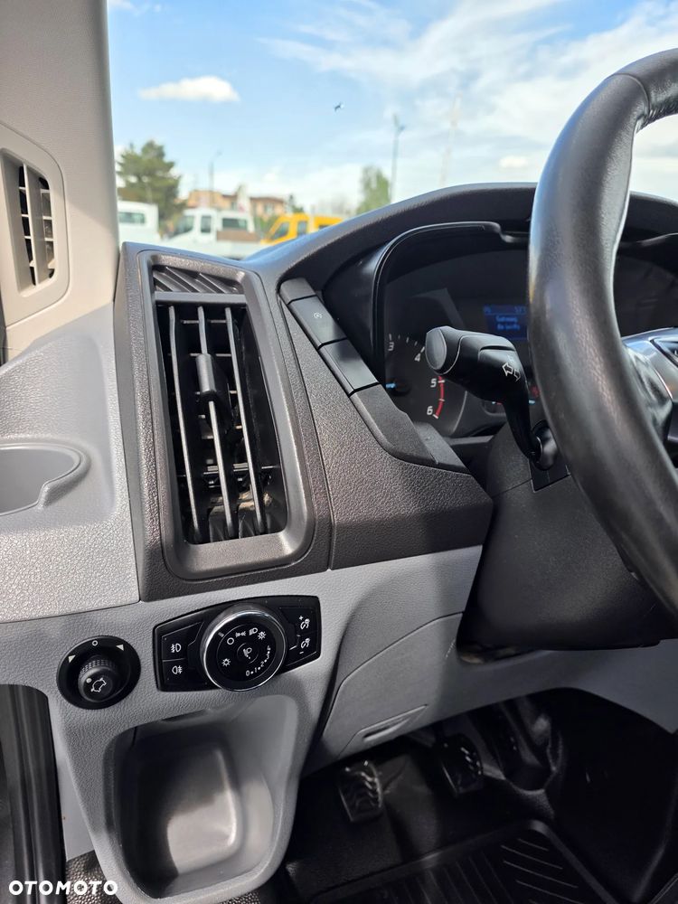 Ford TRANSIT 2,0 TDCI 130 KONNA DOKA BRYGADÓWKA 7 OSOBOWA SKRZYNIA KLIMA 147T/KM PRZEBIEGU GWARANCJA BLIŻNIAKI DO 3,5T - 14