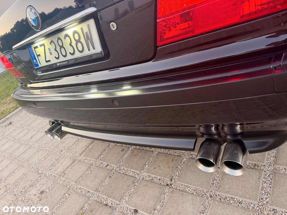 BMW Seria 7 728i L - 22