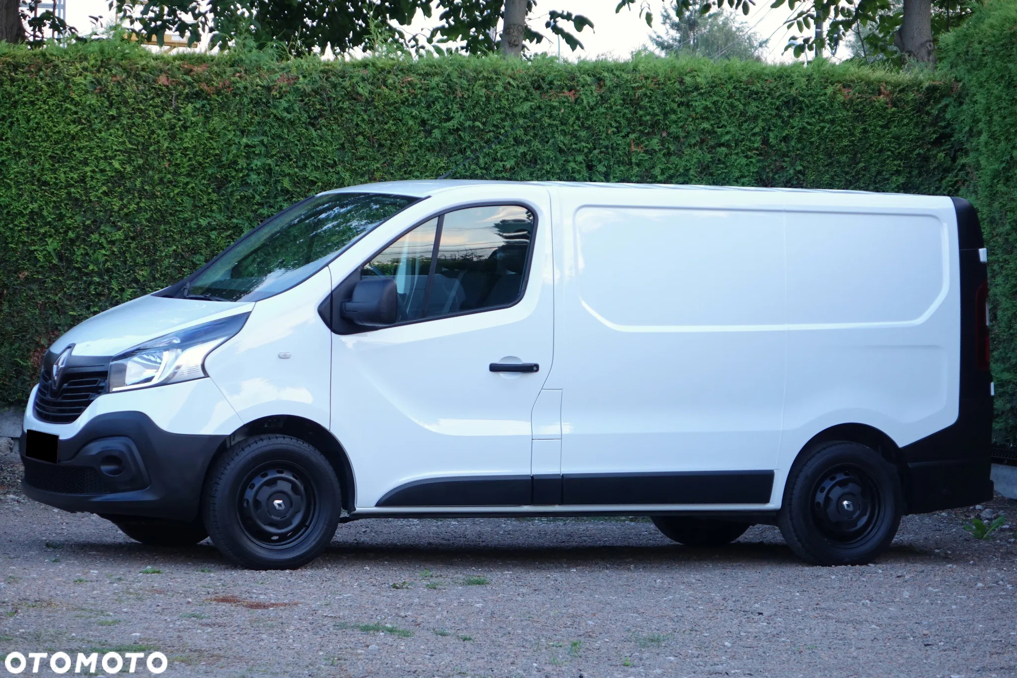 Renault Trafic 3-osobowy L1H1 MAŁY PRZEBIEG - 2