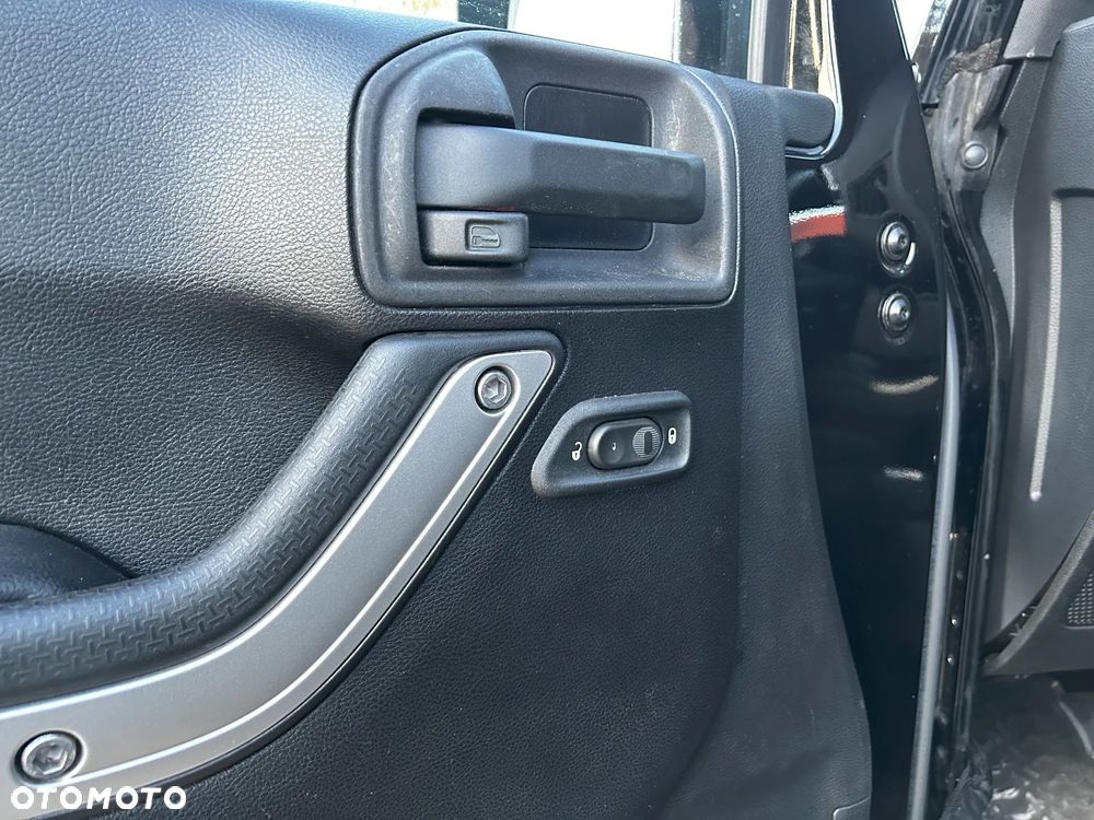 Jeep Wrangler 3.6 Automatik Sahara - 16
