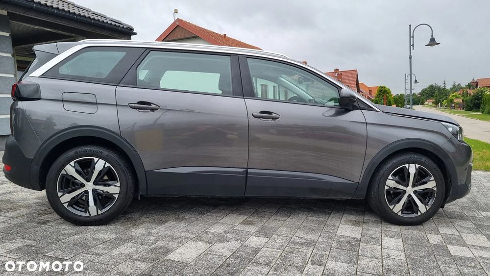 Peugeot 5008 - 10