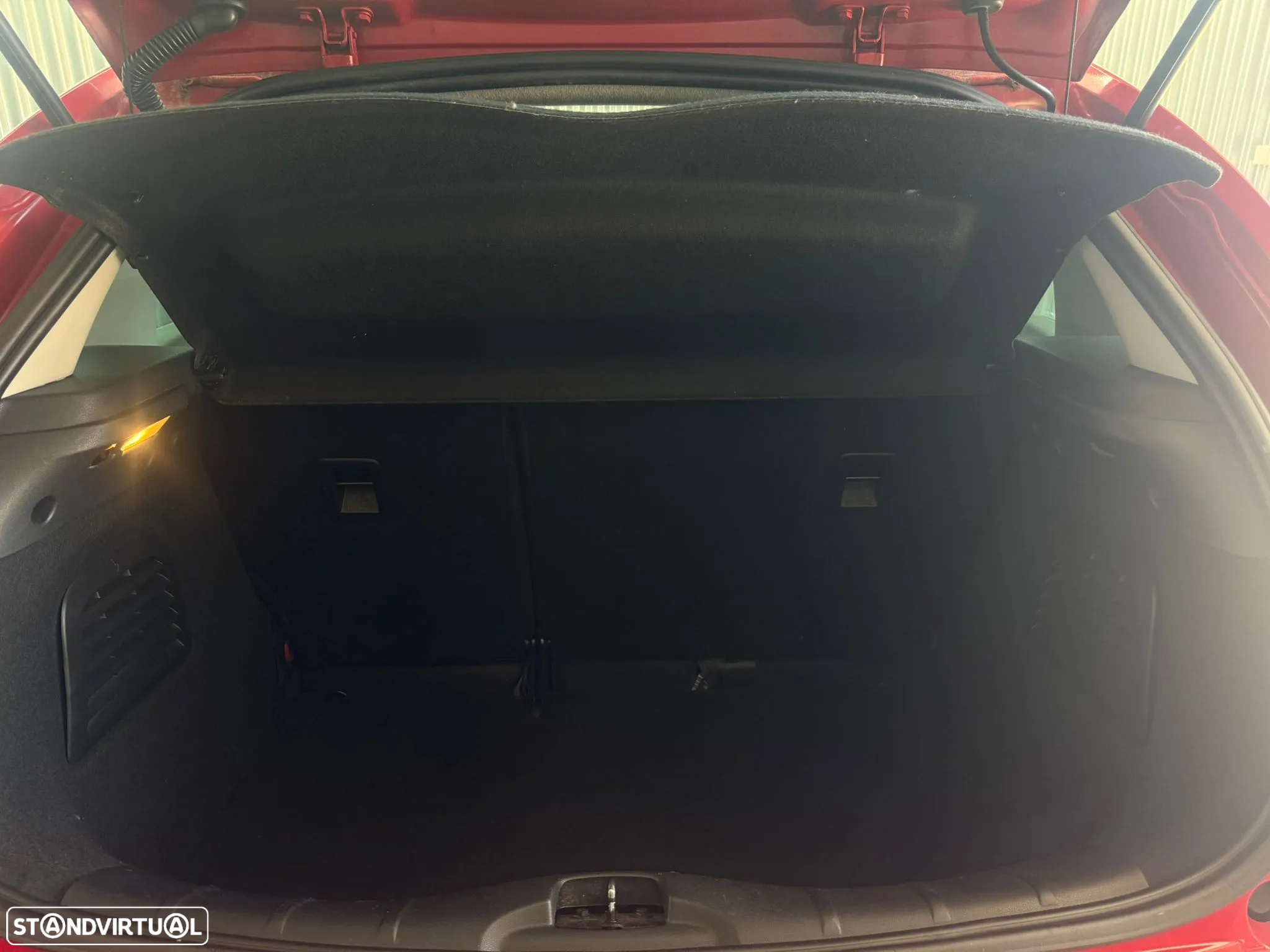 Citroën C3 1.2 PureTech Shine - 24