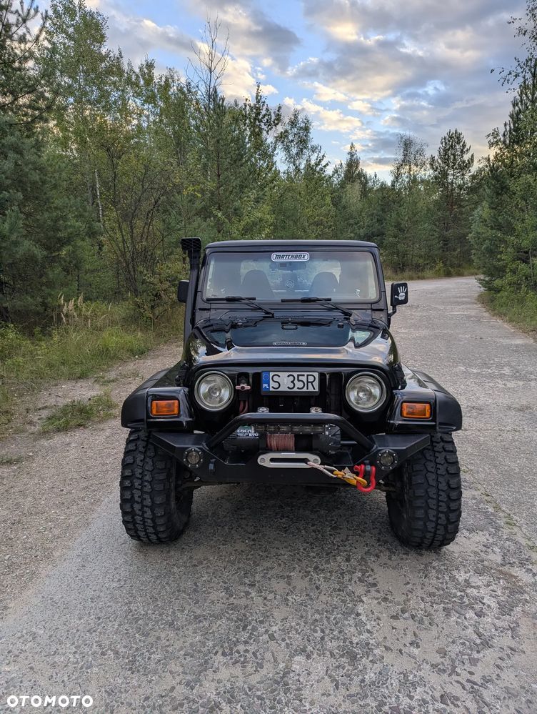Jeep Wrangler - 3