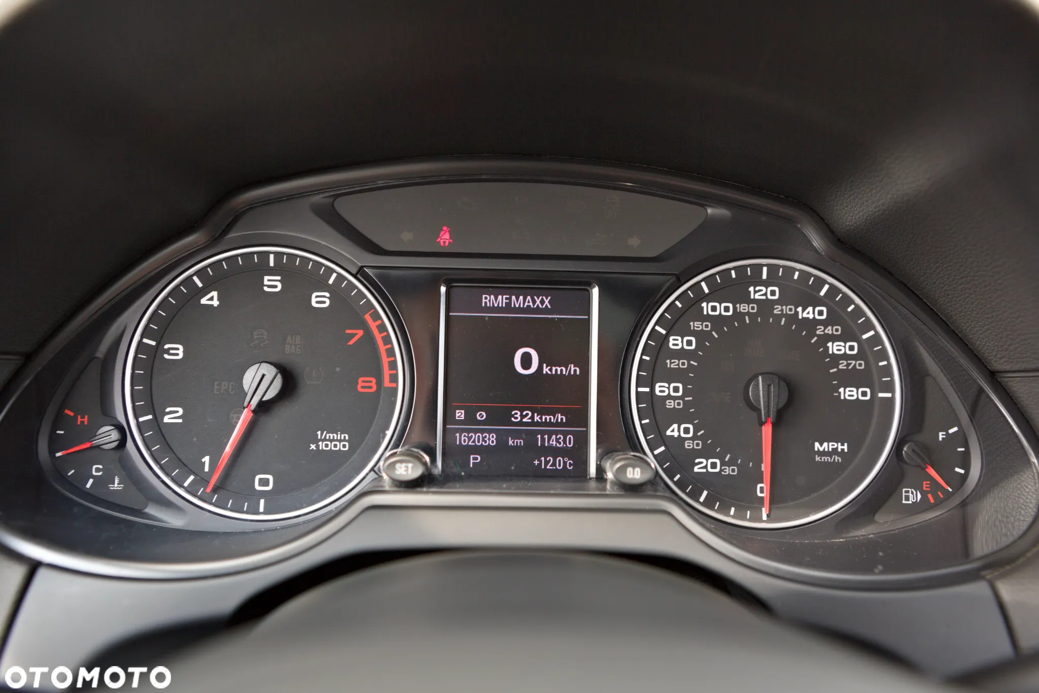 Audi Q5 3.2 FSI Quattro S tronic - 28