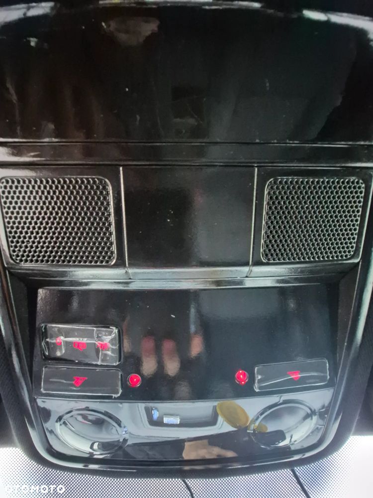 Volkswagen Golf - 13