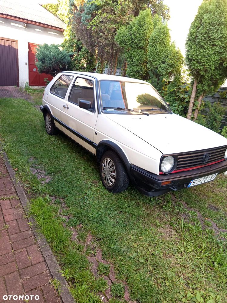 Volkswagen Golf 1.3 - 2