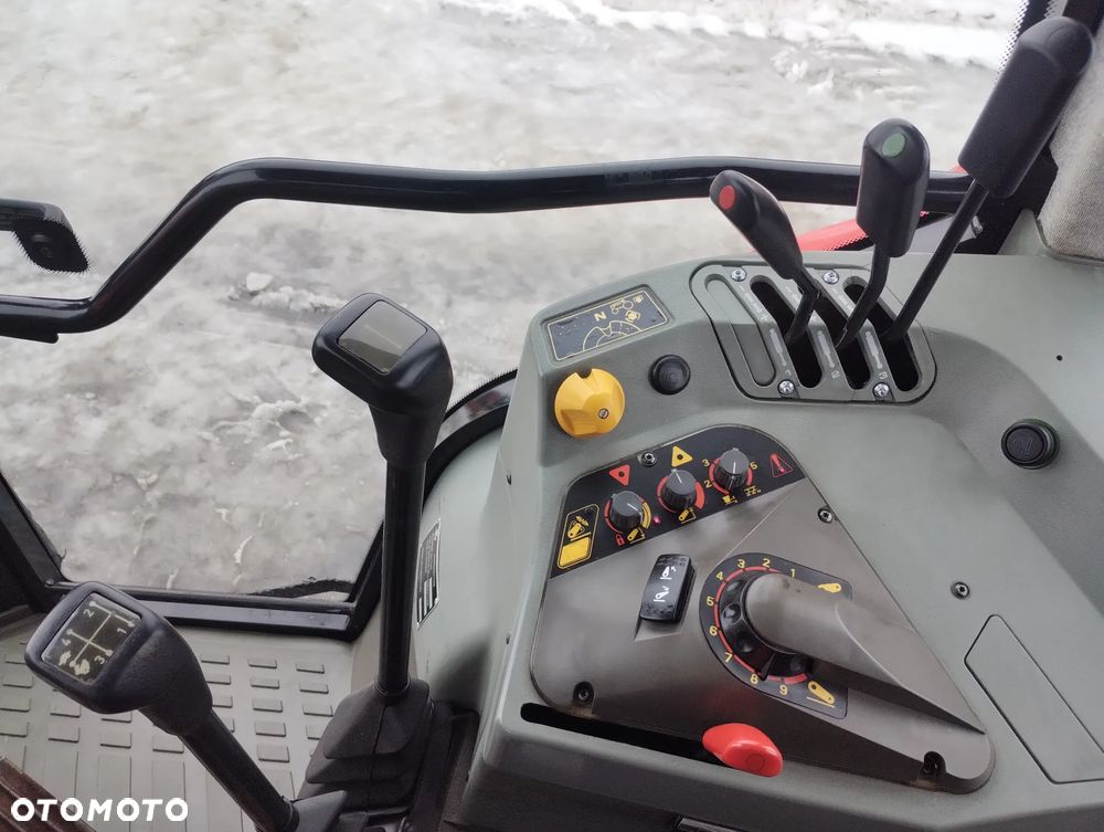 Massey Ferguson 8120 DynaShift 1996R - 19