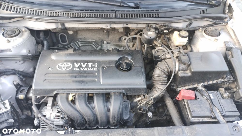 Toyota Corolla - 5