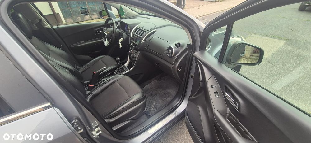 Chevrolet Trax 1.6 LS - 9