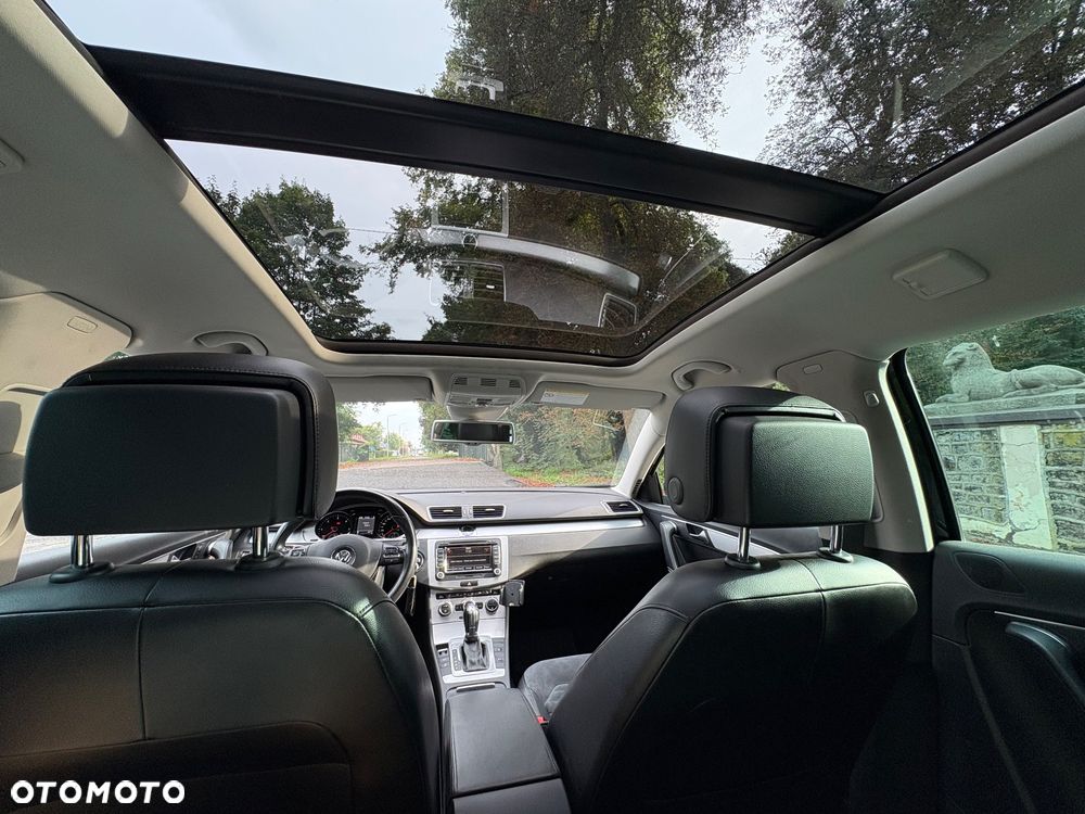 Volkswagen Passat 2.0 TDI DSG BlueMotion Technology R-Line - 3