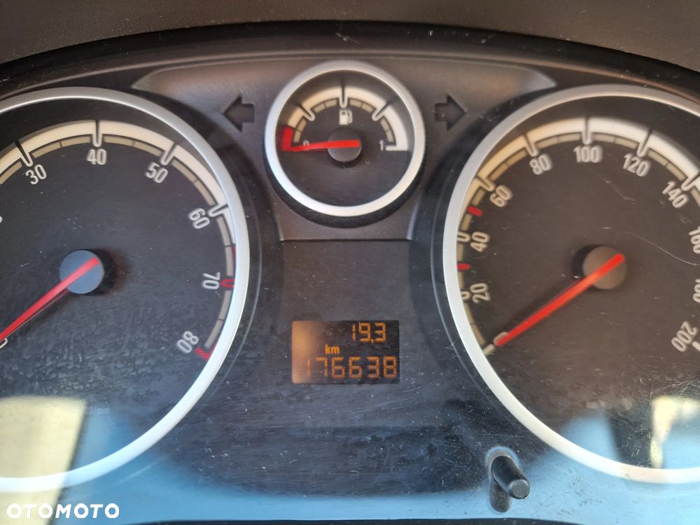 Opel Corsa - 5