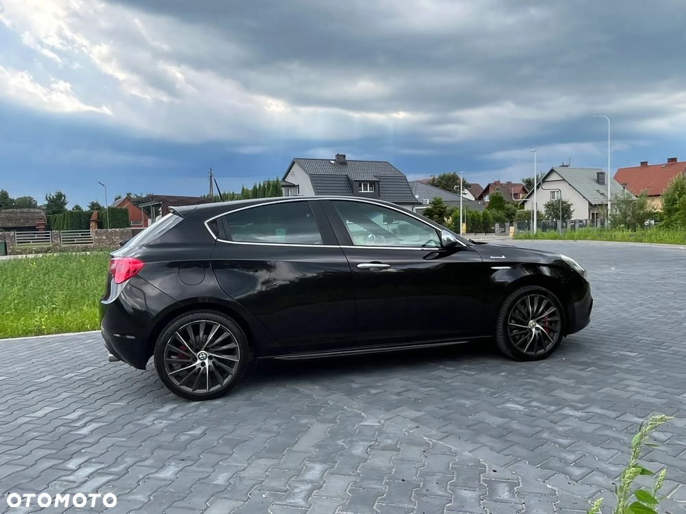 Alfa Romeo Giulietta - 8