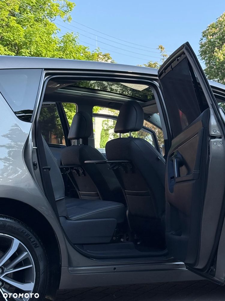 Toyota Verso 1.8 Prestige MS 7os EU6 - 26