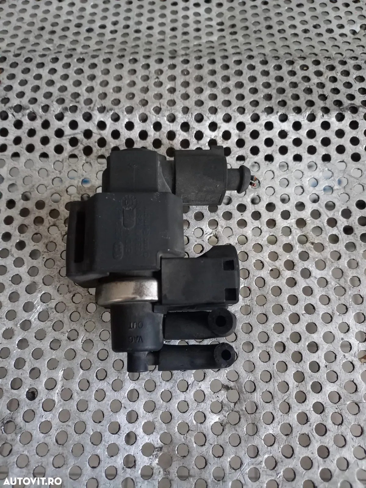Supapa Electrovalva Vacuum Audi A4 B7 A6 4F C6 2.7 Tdi Motor BPP BSG - Dezmembrari Arad - 2