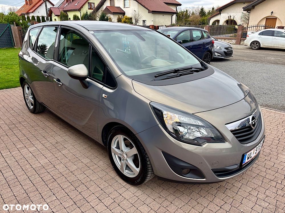 Opel Meriva 1.4 T Cosmo - 11