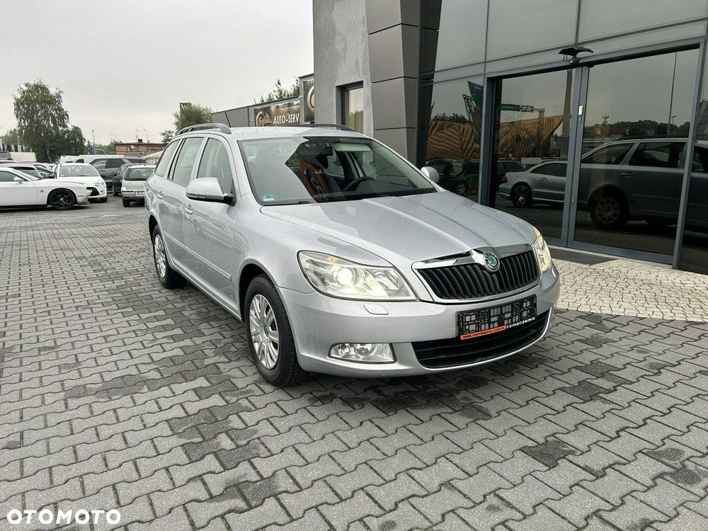 Skoda Octavia 1.6 TDI DPF Ambition - 3