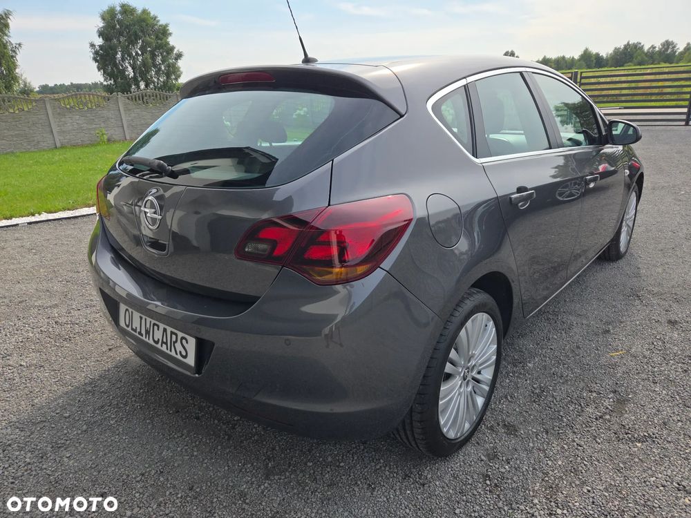 Opel Astra 1.6 Edition Sport - 11