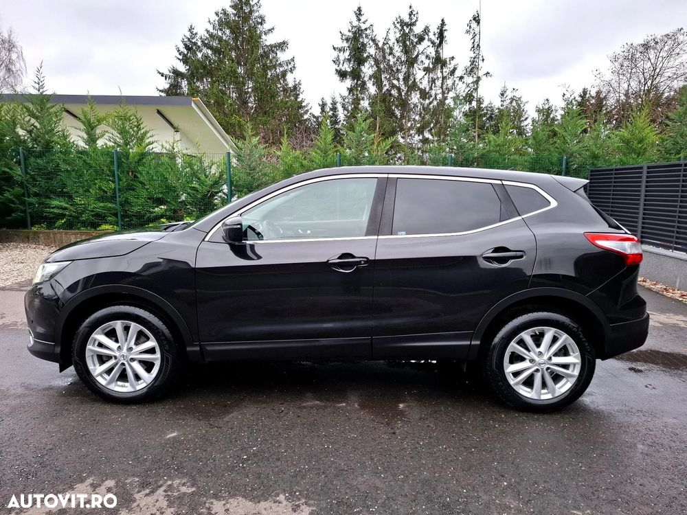 Nissan Qashqai 1.6 DCI Xtronic N-Connecta - 10