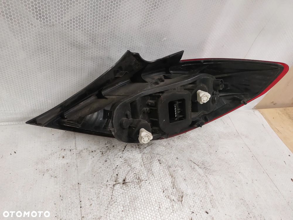 .  LAMPA TYL TYLNA LEWA OPEL CORSA D !3D ! ! CIEMNA ! - 5