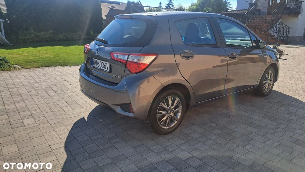 Toyota Yaris 1.5 VVT-i Lounge - 6