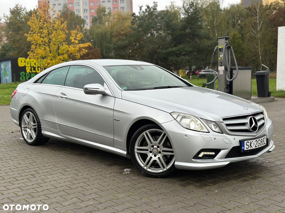 Mercedes-Benz Klasa E 350 CDI DPF Coupe BlueEFFICIENCY 7G-TRONIC Avantgarde - 4