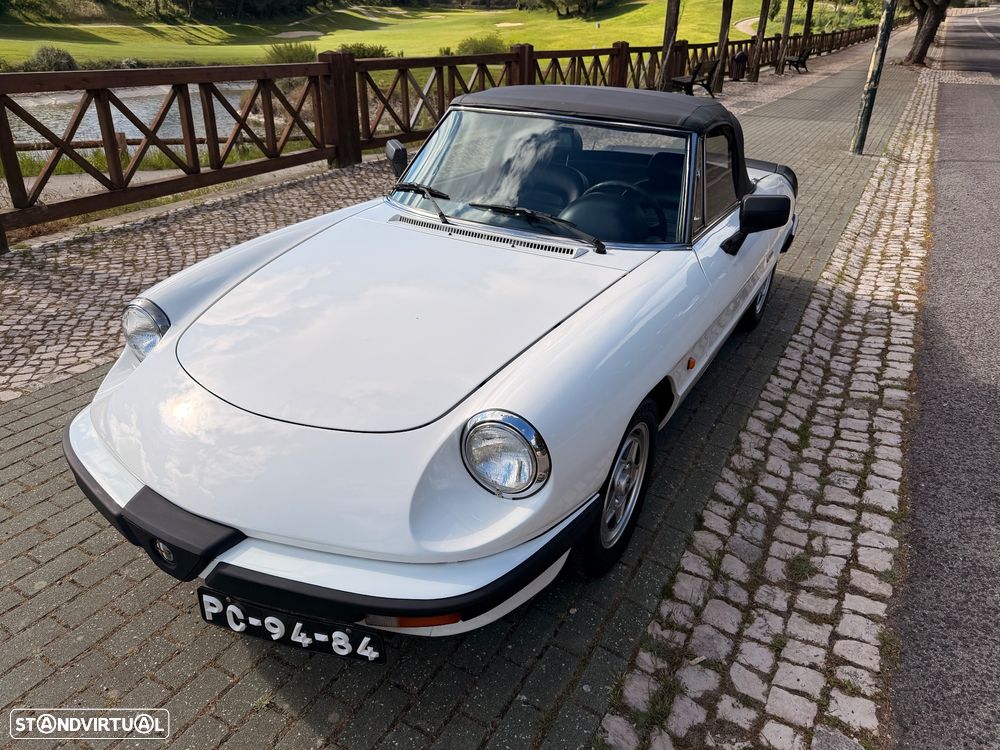 Alfa Romeo Spider 1.6 - 4