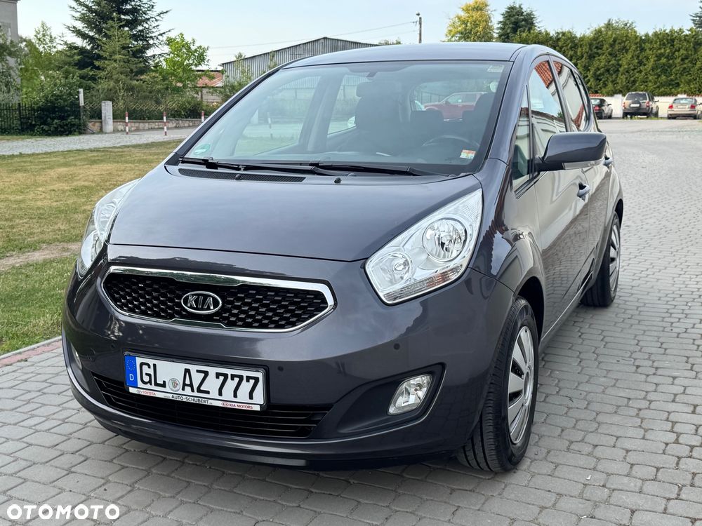 Kia Venga - 31