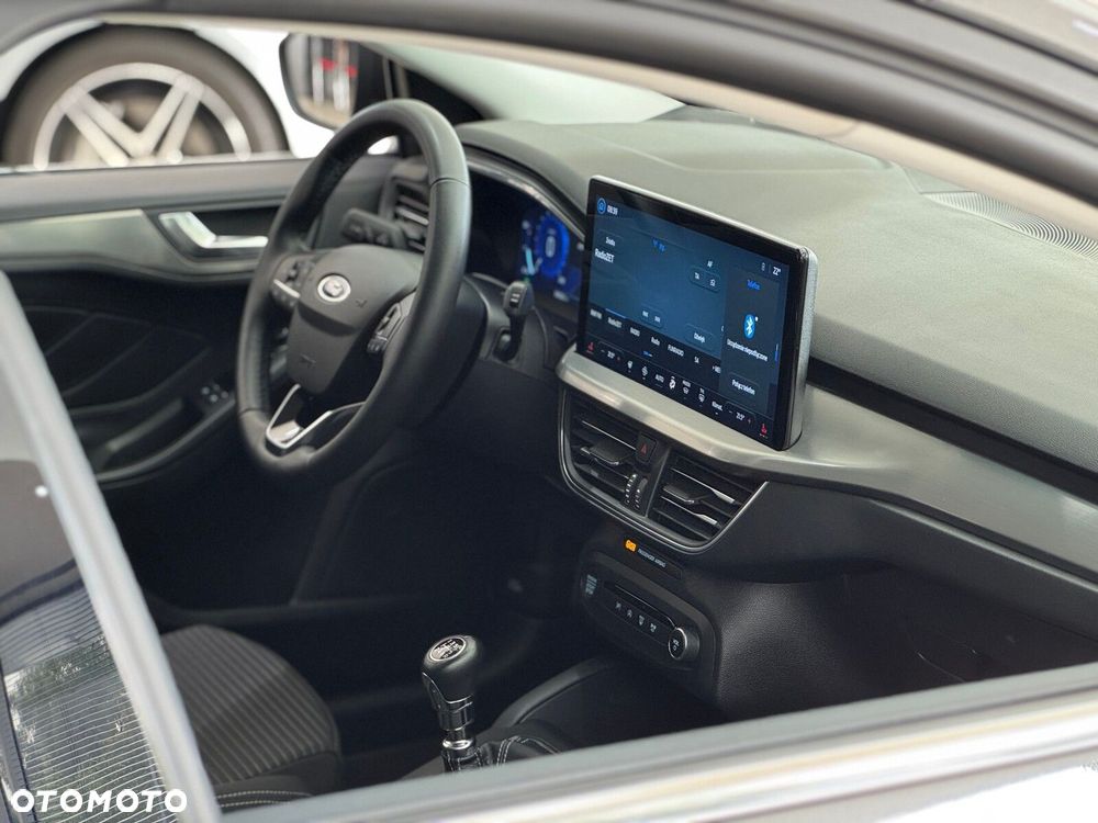 Ford Focus - 38