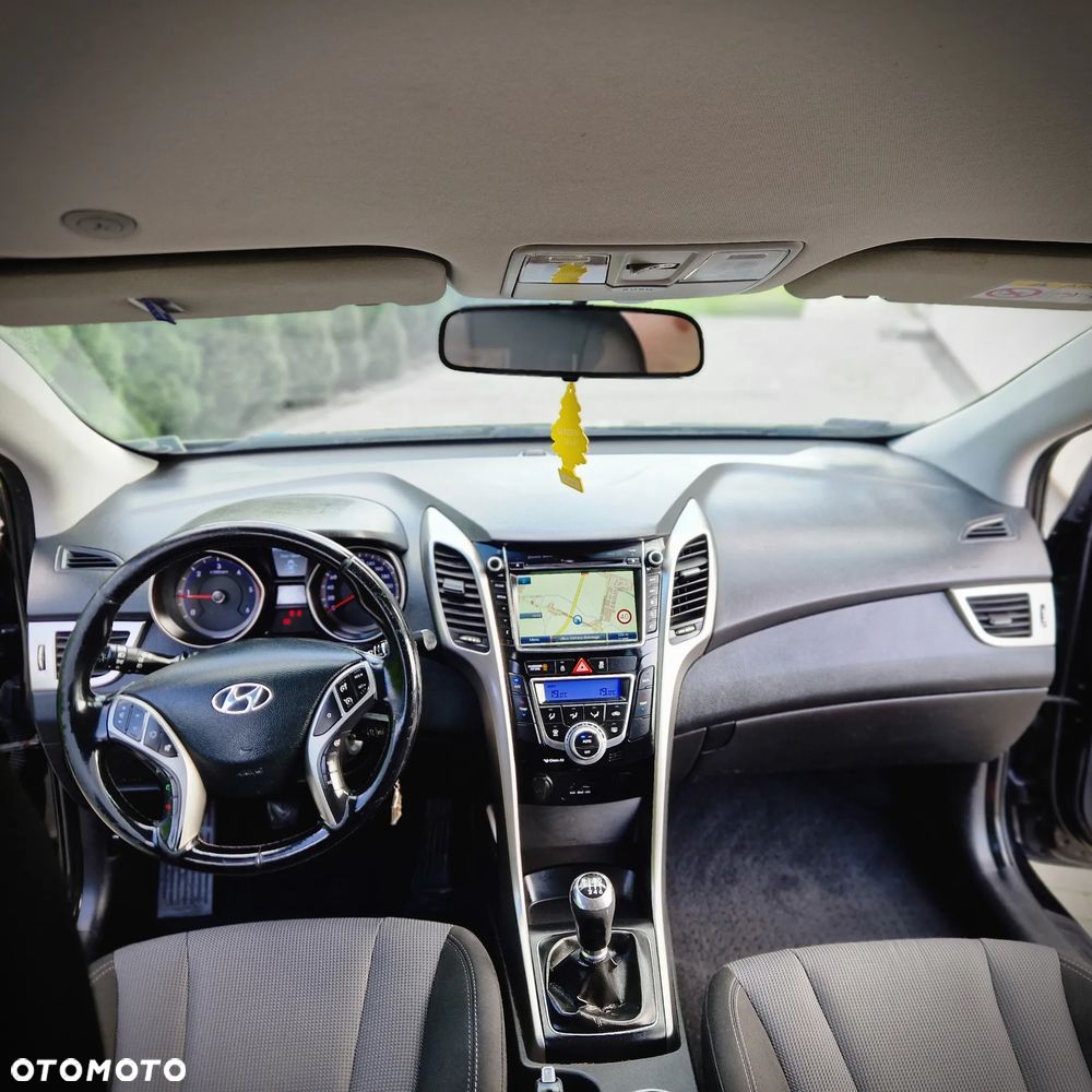 Hyundai i30 1.6 CRDi Premium - 16