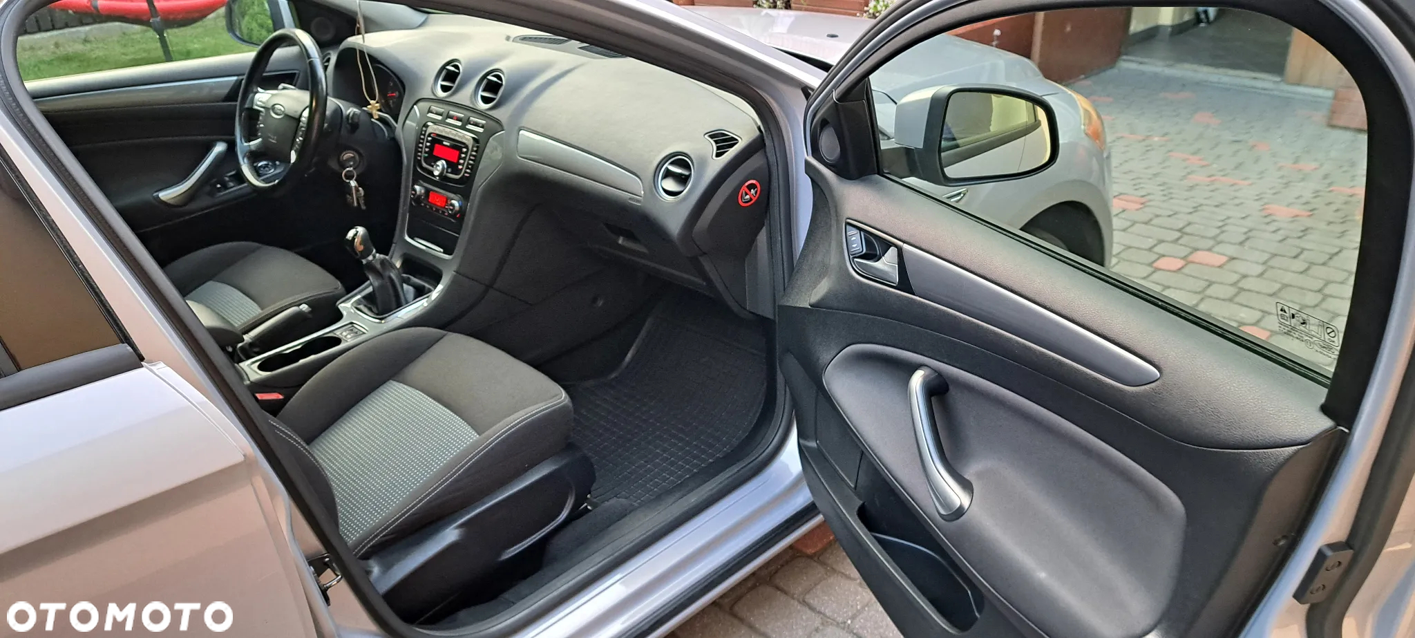 Ford Mondeo 1.6 Titanium - 10