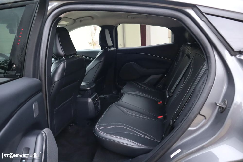 Ford Mustang Mach-E Standard - 28