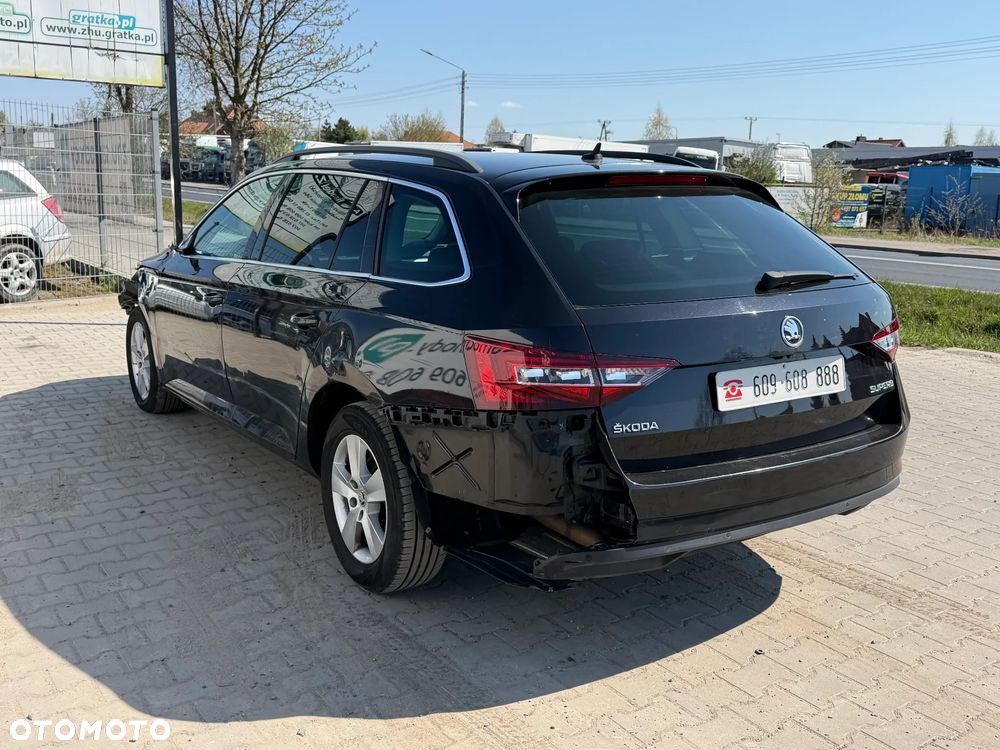 Skoda Superb 1.6 TDI GreenLine - 7