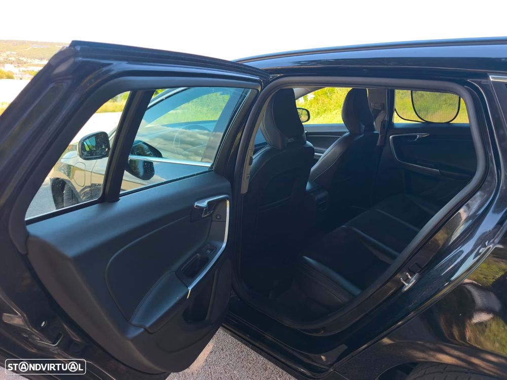 Volvo V60 - 22