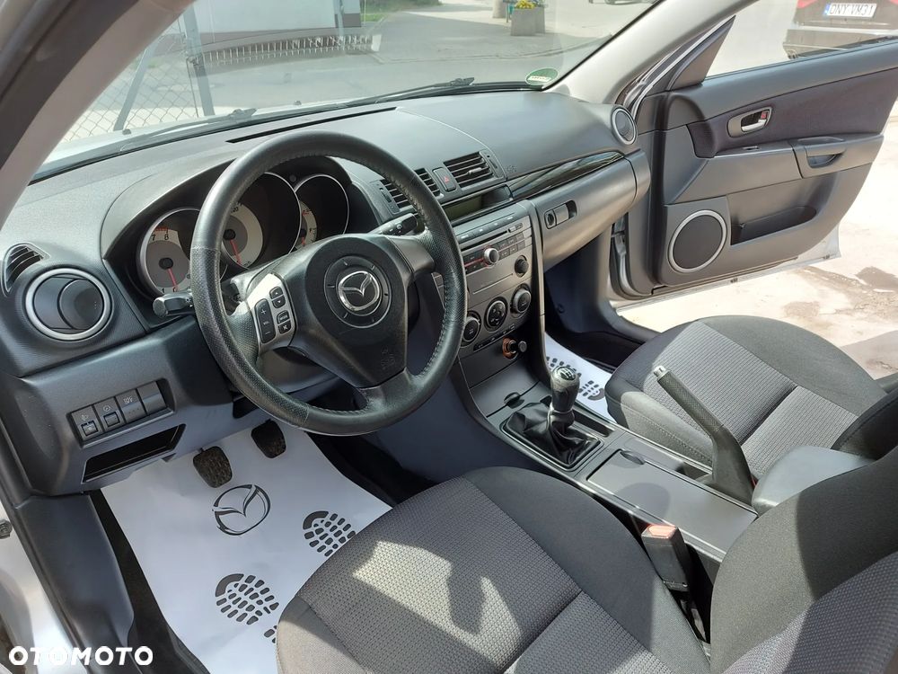 Mazda 3 1.6 Sport Active - 16
