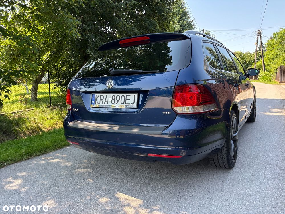 Volkswagen Golf 1.6 TDI Comfortline - 7