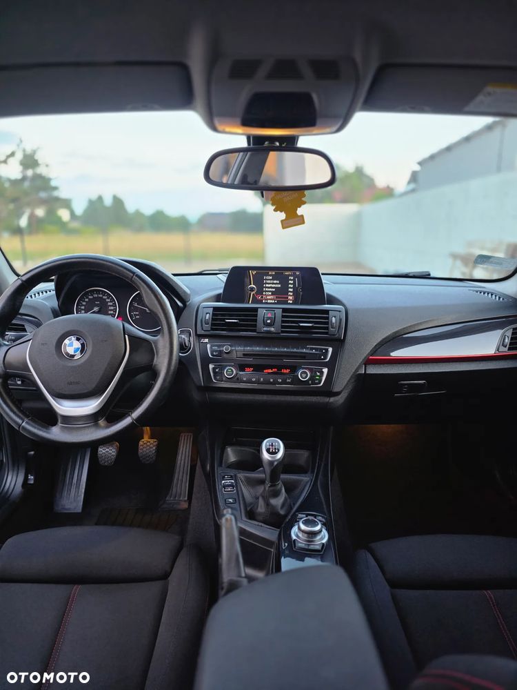 BMW Seria 1 116d Sport Line - 16