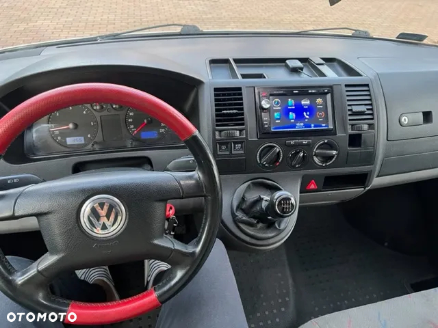 Volkswagen TRANSPORTER T5 - 10