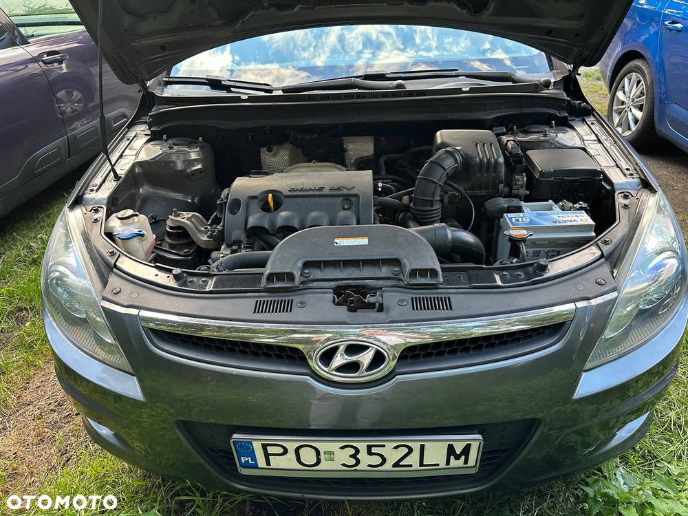 Hyundai i30 1.4 Base - 16