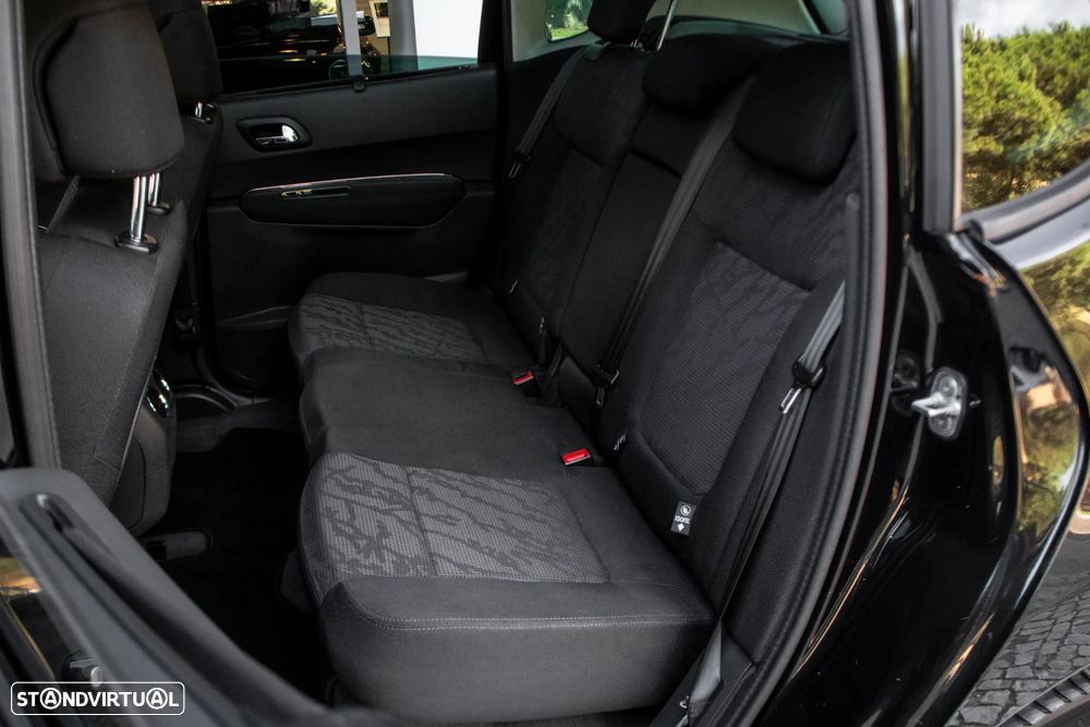 Peugeot 3008 1.6 HDi Access - 26