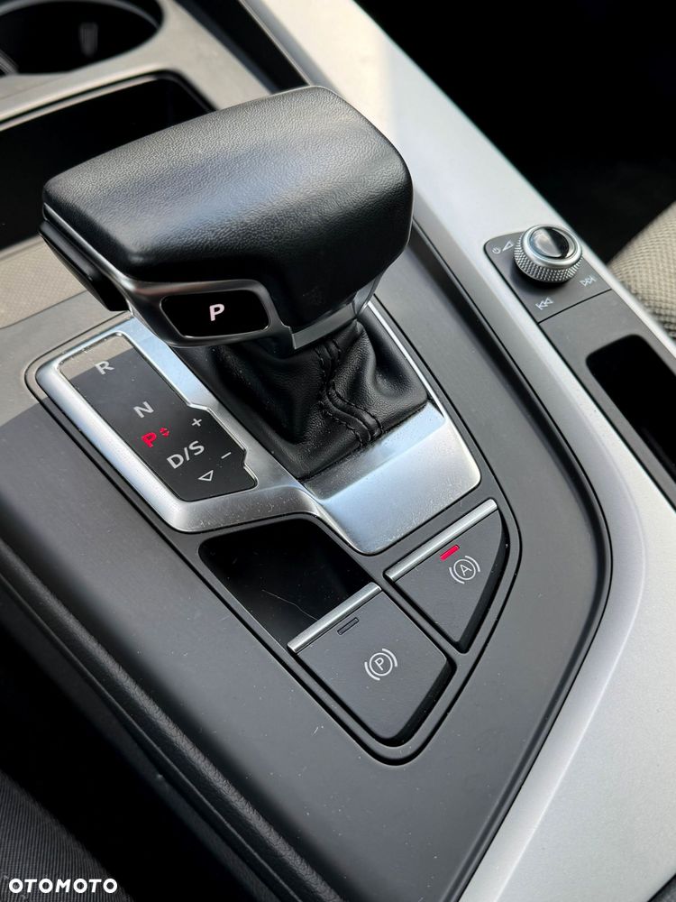 Audi A4 Limousine 35 TFSI mHEV Advanced S tronic - 15