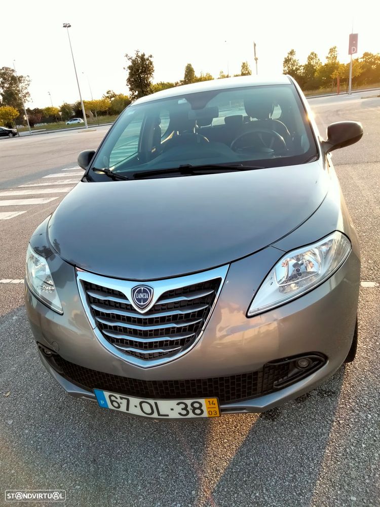 Lancia Ypsilon 1.2 S&S Silver - 9