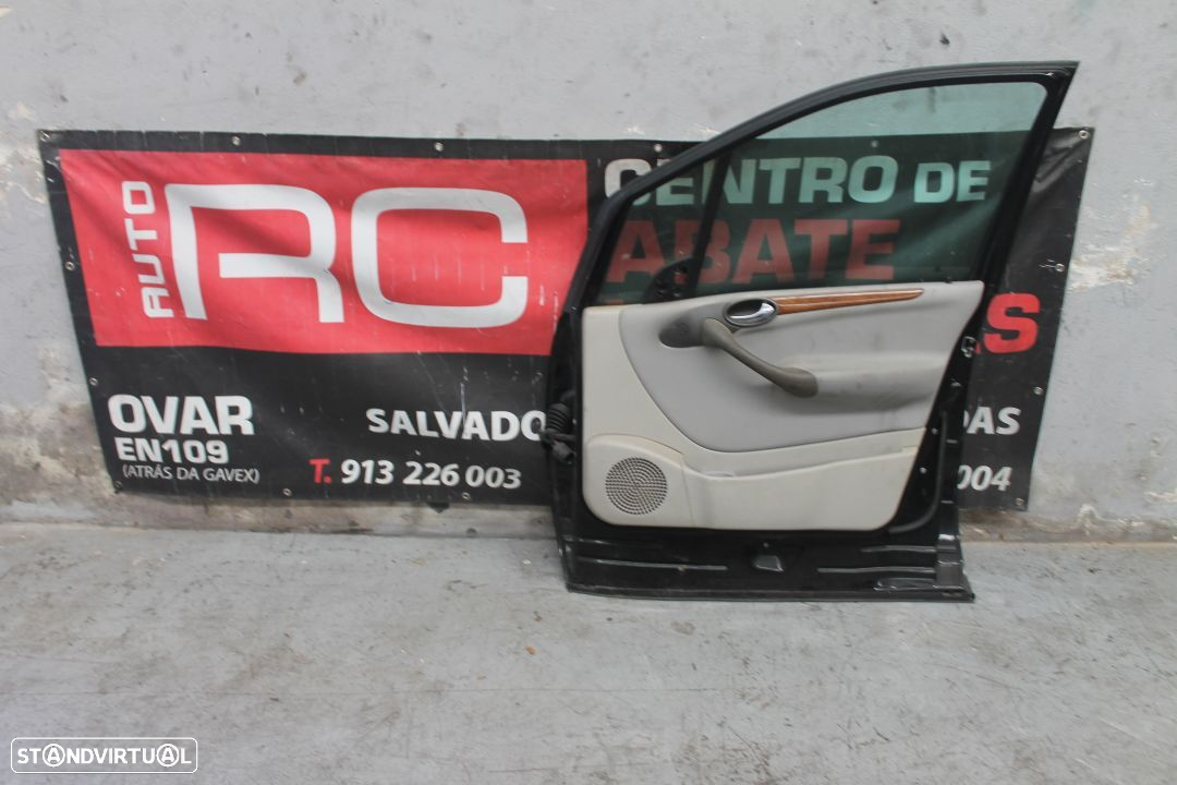 Porta da Frente do Lado Direito Mercedes Classe B - 2